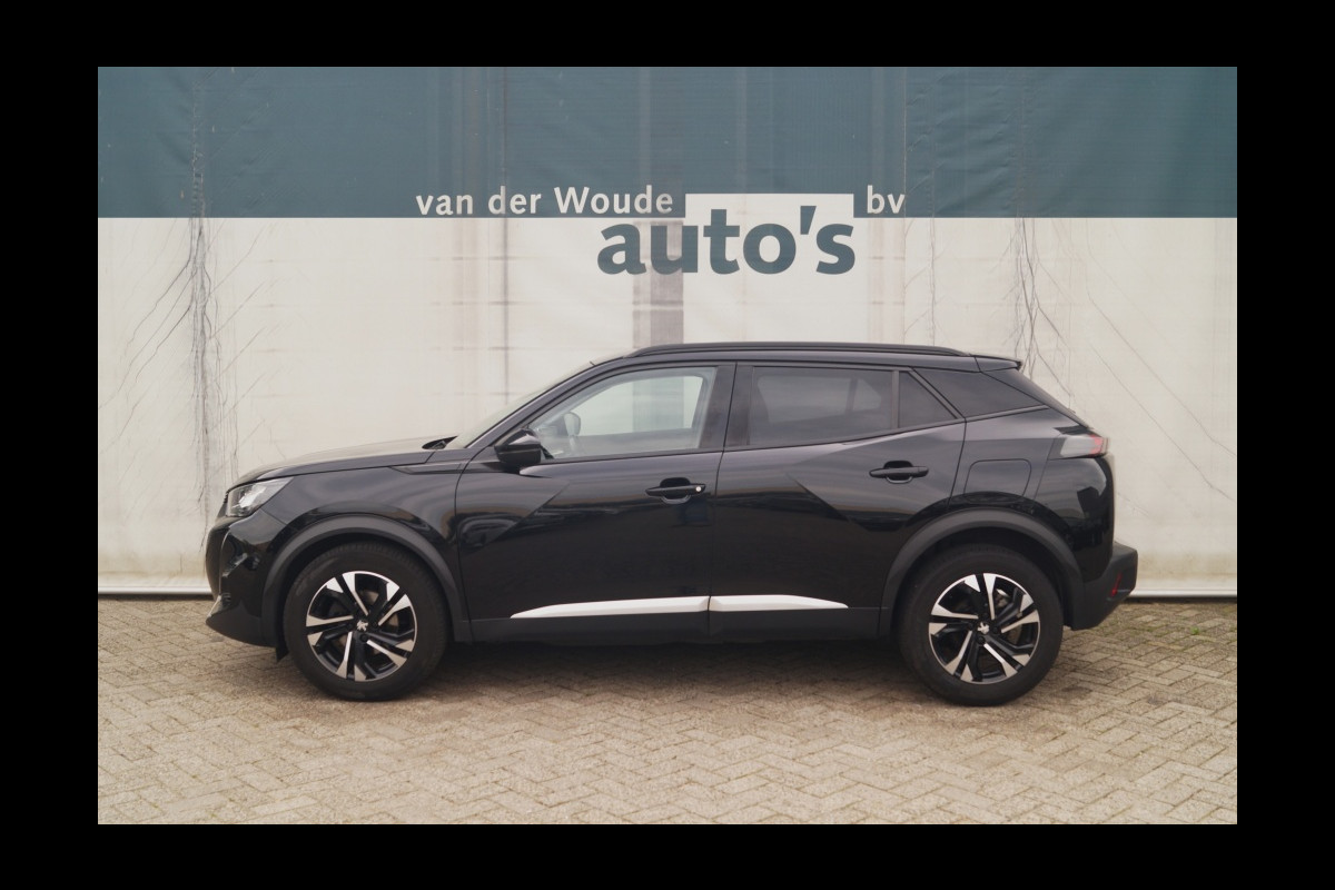 Peugeot 2008 1.2 PureTech Allure -NAVI-ECC-CAM-TREKHAAK-PDC-