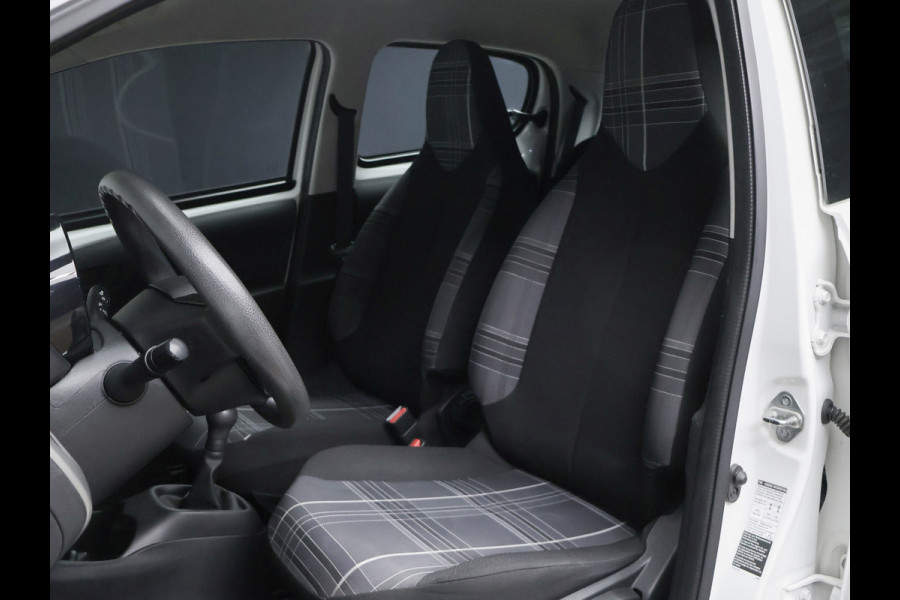 Peugeot 108 1.0 e-VTi Blue Lion Sport (AIRCO,CRUISE,SPORTSTOELEN,LED,GETINT,LM VELGEN,NETTESTAAT)