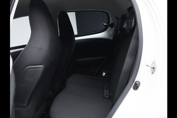 Peugeot 108 1.0 e-VTi Blue Lion Sport (AIRCO,CRUISE,SPORTSTOELEN,LED,GETINT,LM VELGEN,NETTESTAAT)