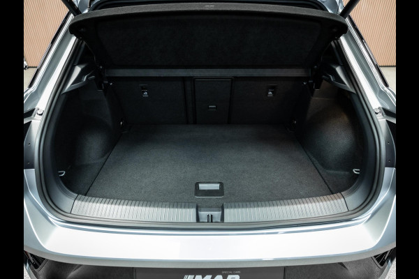 Volkswagen T-Roc 2.0 TSI 4Motion R Vol uitgevoerde T-roc met Akra uiterst netjes onderhouden
