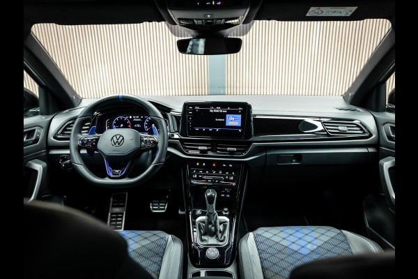 Volkswagen T-Roc 2.0 TSI 4Motion R Vol uitgevoerde T-roc met Akra uiterst netjes onderhouden