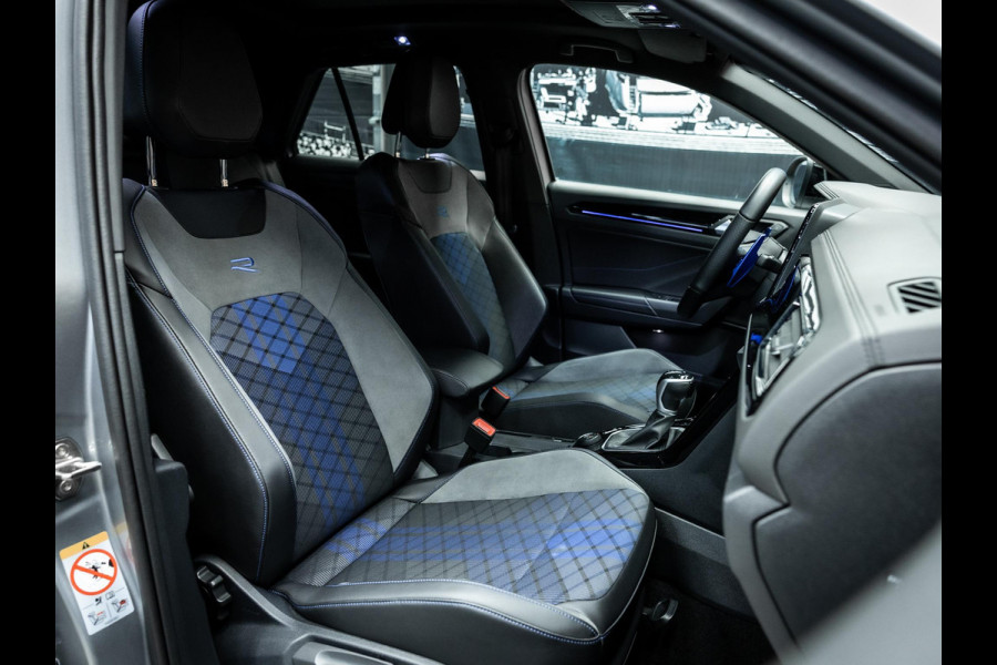 Volkswagen T-Roc 2.0 TSI 4Motion R Vol uitgevoerde T-roc met Akra uiterst netjes onderhouden