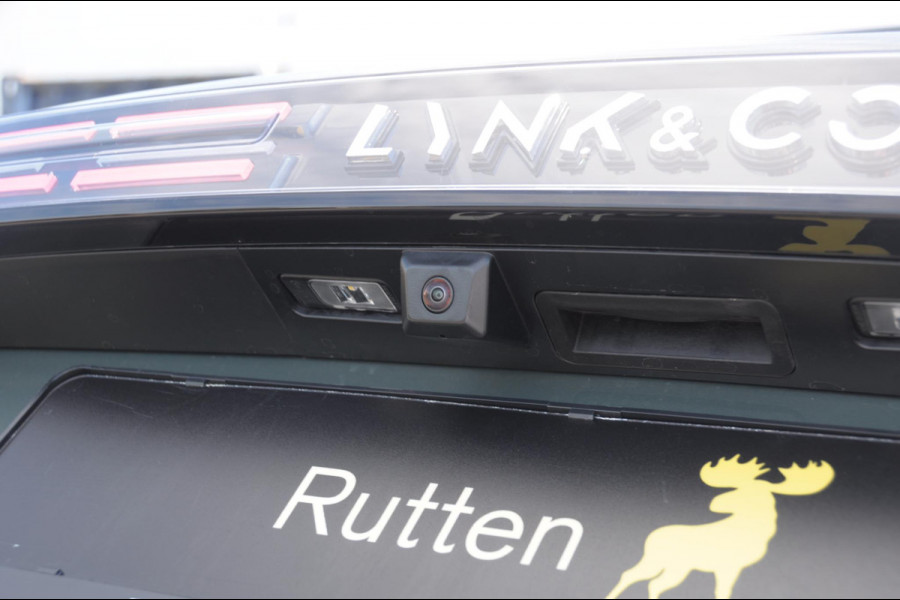 Lynk & Co 01 276PK Automaat More / Adaptive cruise control / Leren bekleding / Elektrisch verstelbare stoelen / Schuif- kanteldak / Trekhaak / Stoel- en stuurverwarming / Parkeersensoren V+A / 360 Graden Camera / Elektrische achterklep / 20" lichtmetalen velgen