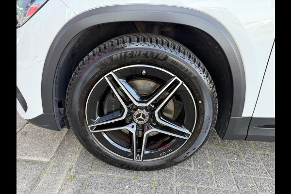 Mercedes-Benz GLA 250e Business Solution AMG Limited | Panorama | Memory Seats | Sfeerverlichting | Camera | Keyless |