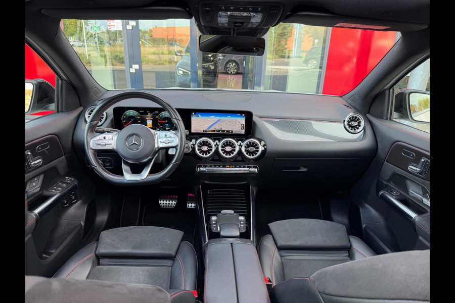 Mercedes-Benz GLA 250e Business Solution AMG Limited | Panorama | Memory Seats | Sfeerverlichting | Camera | Keyless |