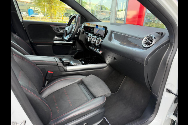 Mercedes-Benz GLA 250e Business Solution AMG Limited | Panorama | Memory Seats | Sfeerverlichting | Camera | Keyless |