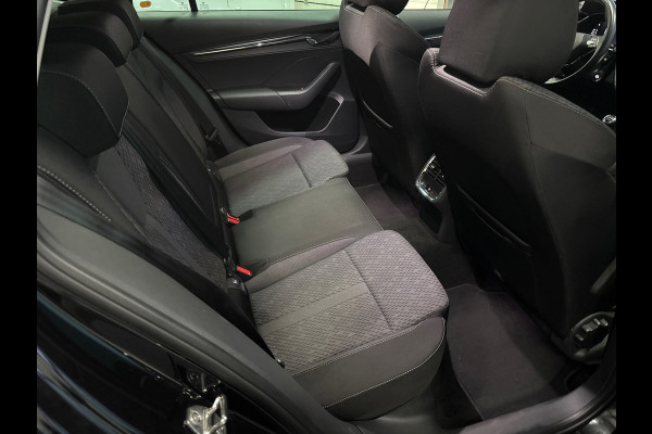 Škoda Octavia Combi 1.0 TSI Business Edition Plus Trekhaak, Carplay,
