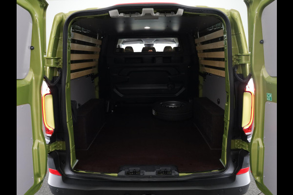 Volkswagen Transporter 2.0 TDI L2H1 30 PanAmericana DC Luxe Dubbel Cabine | Stylingpakket | Trekhaak | Laadruimtebetimmering