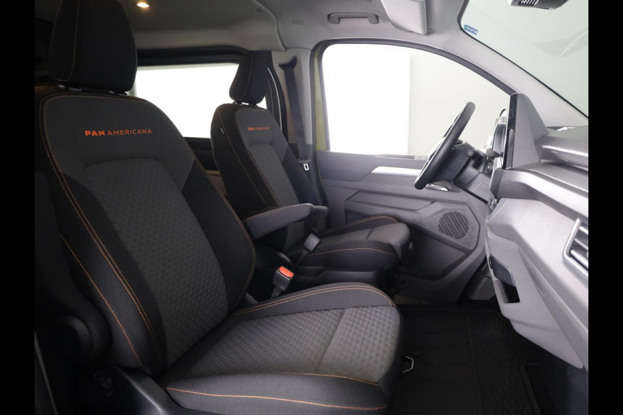 Volkswagen Transporter 2.0 TDI L2H1 30 PanAmericana DC Luxe Dubbel Cabine | Stylingpakket | Trekhaak | Laadruimtebetimmering