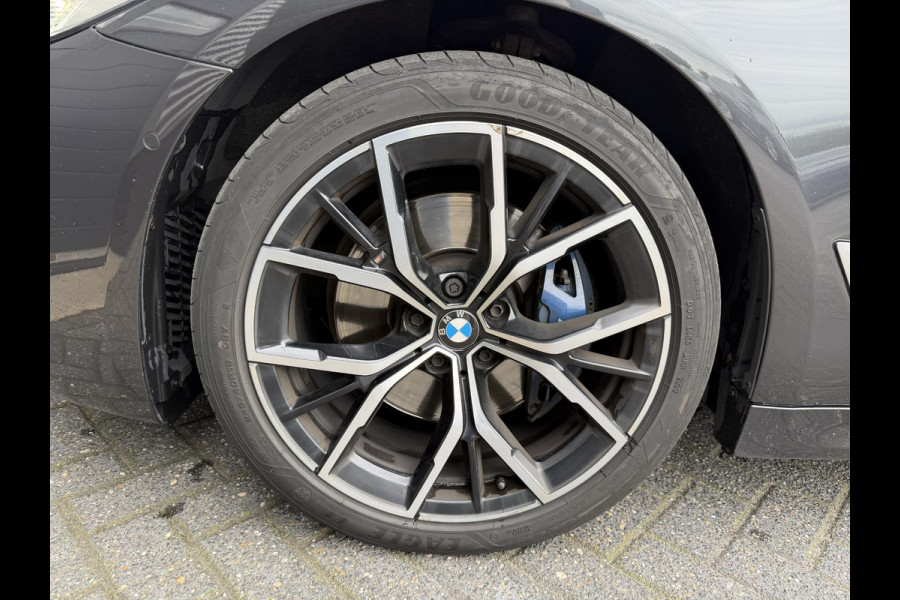 BMW 5 Serie Touring 530i High Executive Edition M-Sport | Panoramadak | Harmon Kardon | Head-up | 360* Camera |