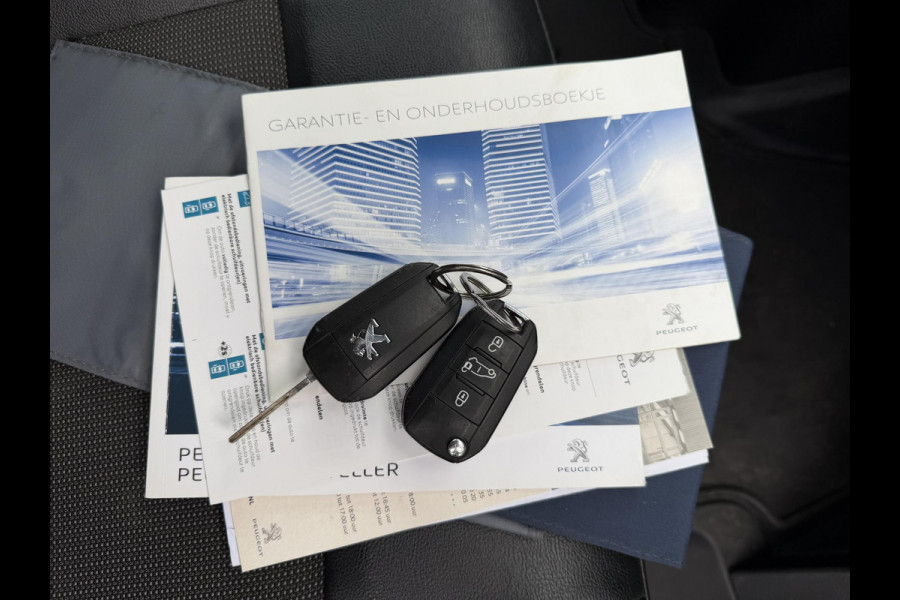 Peugeot Expert 231L 2.0 BlueHDI 180 Premium Pack | Navigatie | Camera | Trekhaak | Lederen Bekleding |