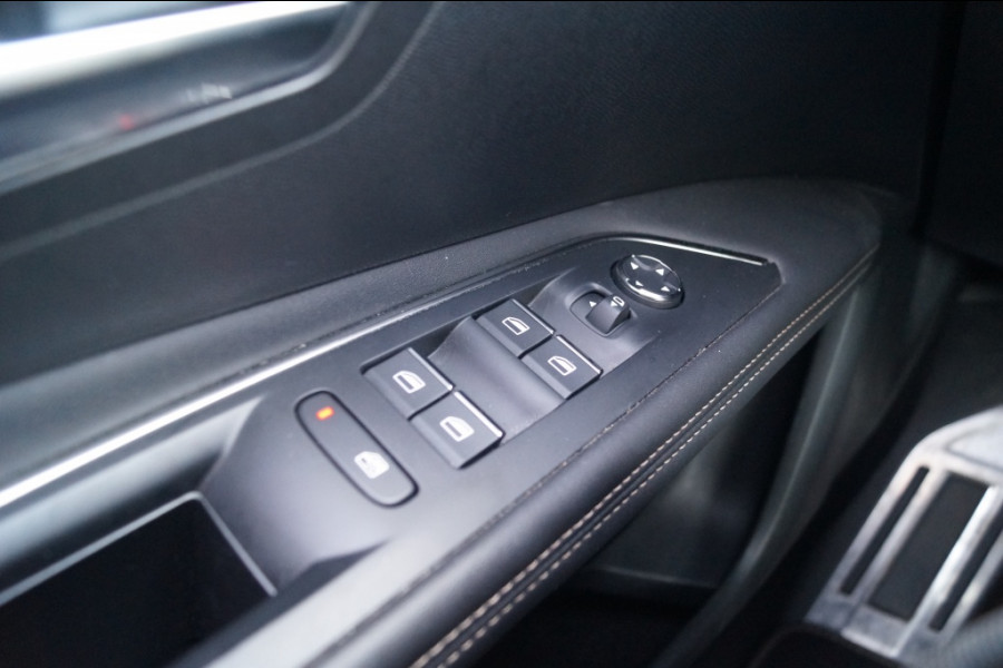Peugeot 3008 1.2 PureTech 130pk GT -NAVI-ECC-CAM-TREKHAAK-
