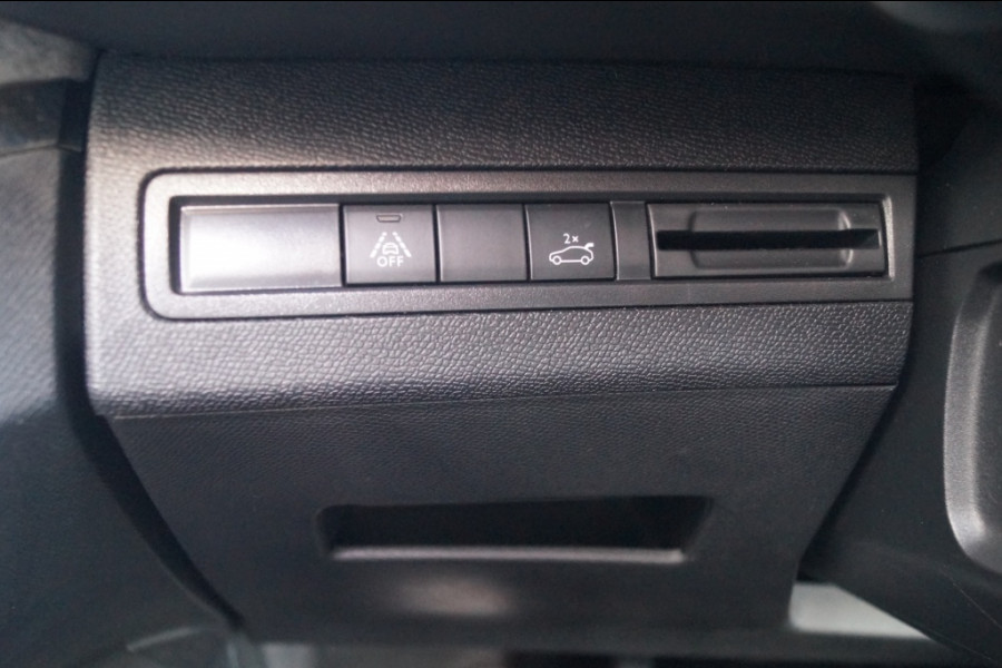 Peugeot 3008 1.2 PureTech 130pk GT -NAVI-ECC-CAM-TREKHAAK-