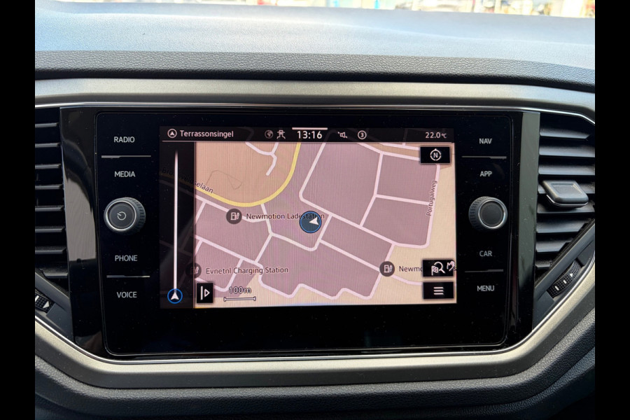 Volkswagen T-Roc 1.0 TSI Style / carplay / trekhaak