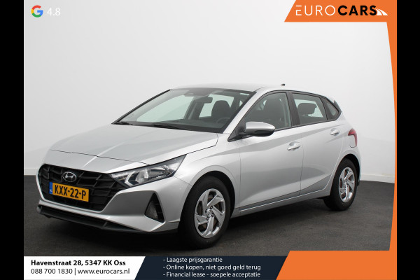 Hyundai i20 1.2 MPI Essential Navigatie Apple CarPlay Android Auto Camera Parkeerhulp achter Cruise Control Virtual Cockpit Climate control Lichmetalen velgen