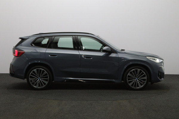 BMW X1 xDrive25e M-Sport 245 PK PHEV, 20" LM, Camera, Carplay, H/K Sound