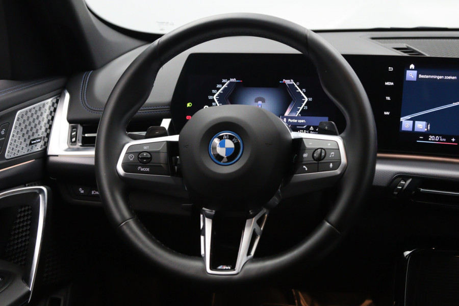 BMW X1 xDrive25e M-Sport 245 PK PHEV, 20" LM, Camera, Carplay, H/K Sound