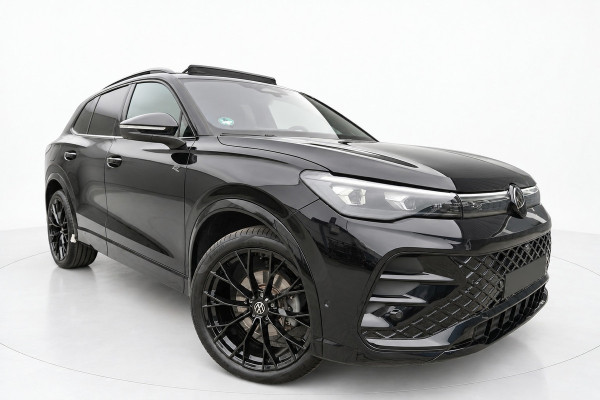 Volkswagen Tiguan 1.5 eTSI 3x R Line PANO IQ HEAD UP H&K 360