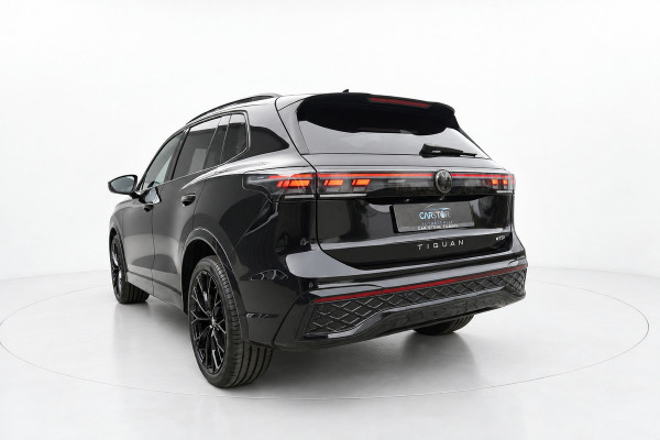 Volkswagen Tiguan 1.5 eTSI 3x R Line PANO IQ HEAD UP H&K 360