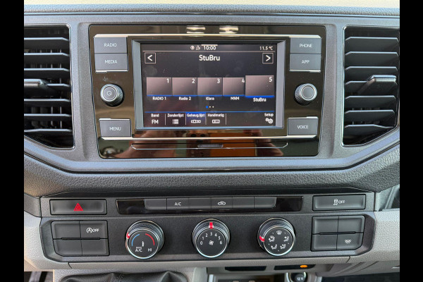 Volkswagen Crafter 35 2.0 TDI L4 BAKWAGEN 140PK | Laadbak met Laadklep | 433x211x210 | Bakwagen |