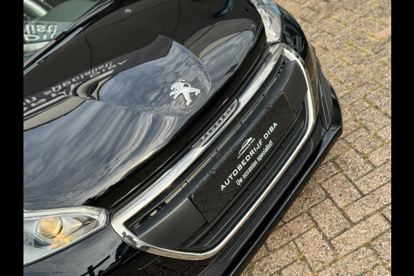 Peugeot 208 1.2 PureTech Active 2018 ZWART AIRCO APK NAP!