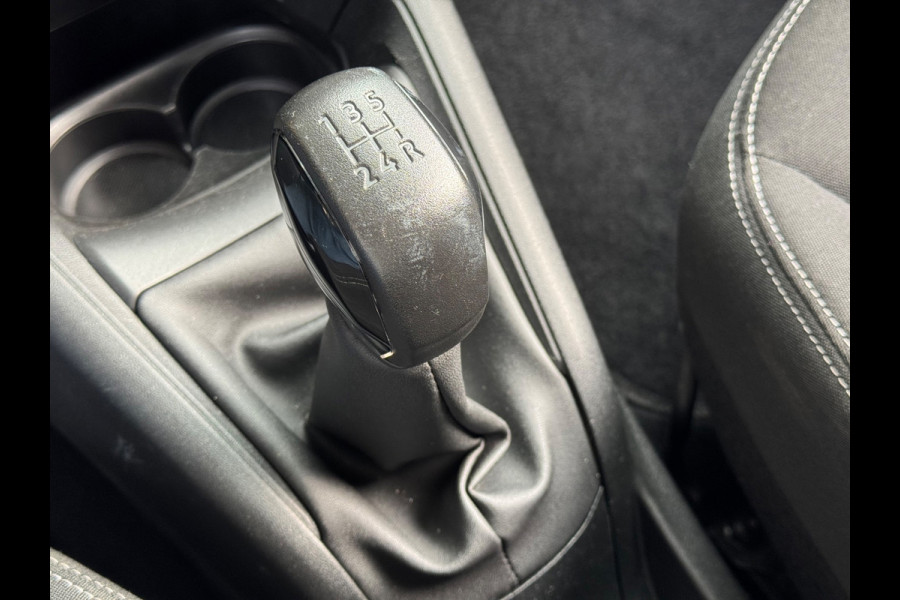 Peugeot 208 1.2 PureTech Active 2018 ZWART AIRCO APK NAP!