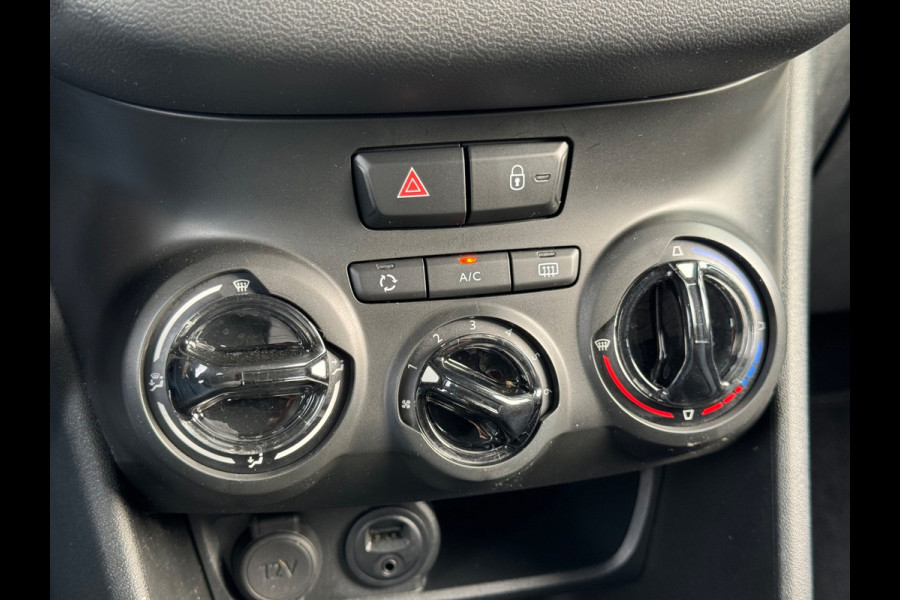 Peugeot 208 1.2 PureTech Active 2018 ZWART AIRCO APK NAP!