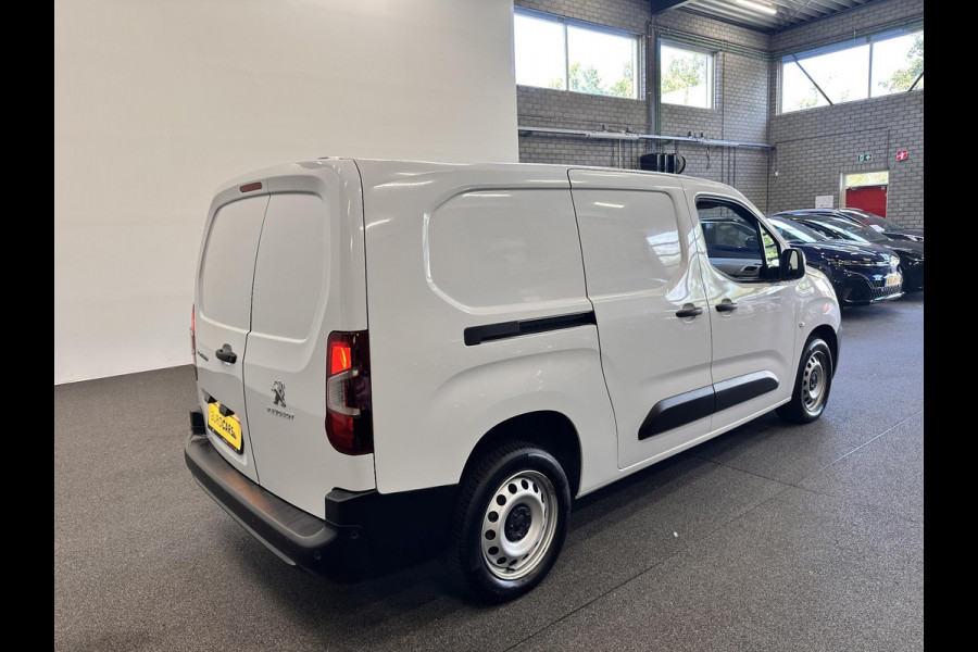 Peugeot Partner 1.5 BlueHDi 100 S&S L2 Navigatie Apple CarPlay Android Auto Parkeerhulp Cruise Control Dodehoekdetectie Airco