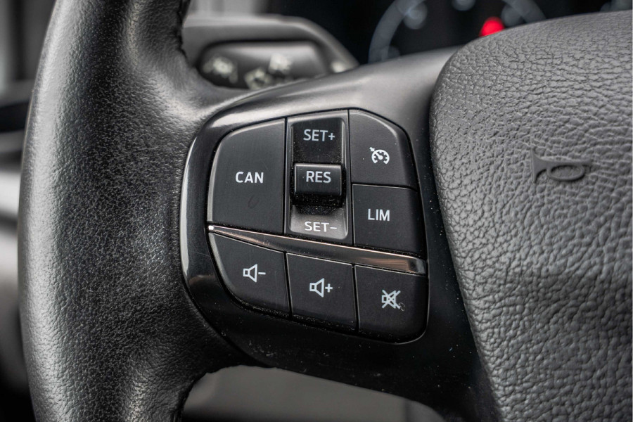 Ford Transit Custom 2.0 EcoBlue L1H1 | Automaat | 3-Zits | Camera | Carplay | Cruise | PDC | Airco | Trekhaak