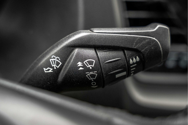 Ford Transit Custom 2.0 EcoBlue L1H1 | Automaat | 3-Zits | Camera | Carplay | Cruise | PDC | Airco | Trekhaak