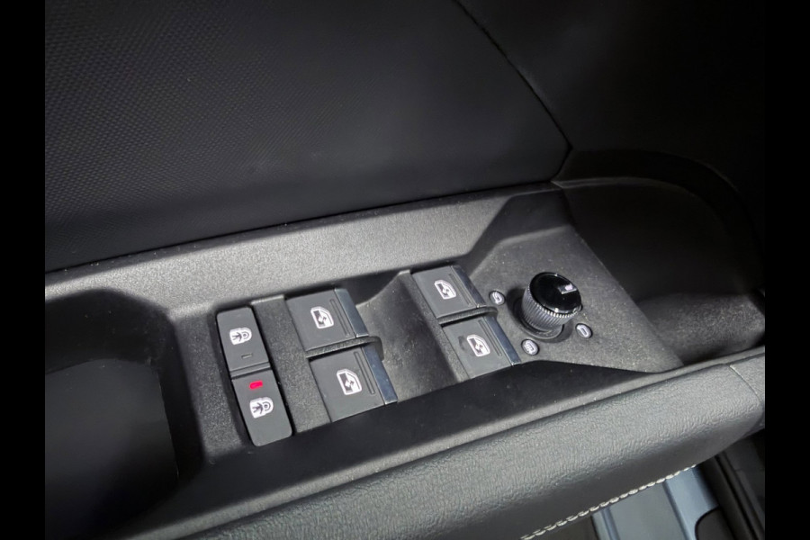 Audi Q4 Sportback e-tron 50 quattro 21" 3X S-LINE LEDER+ M-STOELEN/PANO/H-UP/SONOS/DAB/CARPLAY/ADAPT-CRUISE///