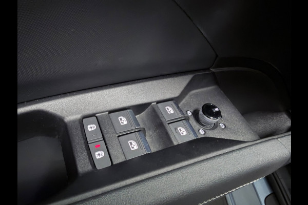 Audi Q4 Sportback e-tron 50 quattro 21" 3X S-LINE LEDER+ M-STOELEN/PANO/H-UP/SONOS/DAB/CARPLAY/ADAPT-CRUISE///