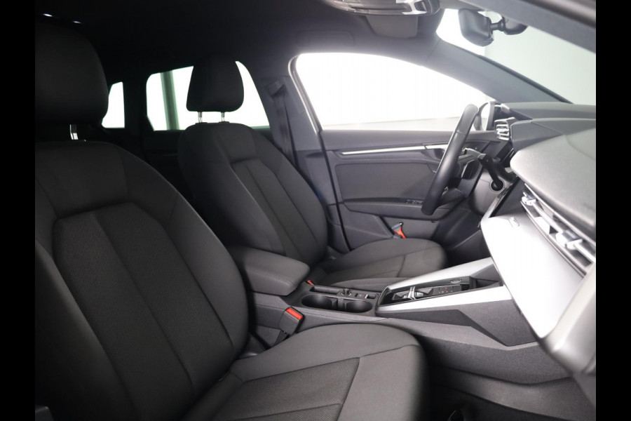 Audi A3 Sportback 30 TFSI Pro Line 110 pk S-tronic | Navigatie via App | Achteruitrijcamera  | Cruise control | LED koplampen | Apple carplay/ Android auto |