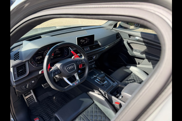 Audi Q5 3.0 TFSI SQ5 quattro Pro Line Plus | Bang & Olufsen | RS Leer | Luchtvering | Panoramadak | Stoelverwarming | Carbon | Head-Up Display | Adaptive Cruise Control | Apple Carplay | 360 Camera | Standkachel | Trekhaak | Memory Se