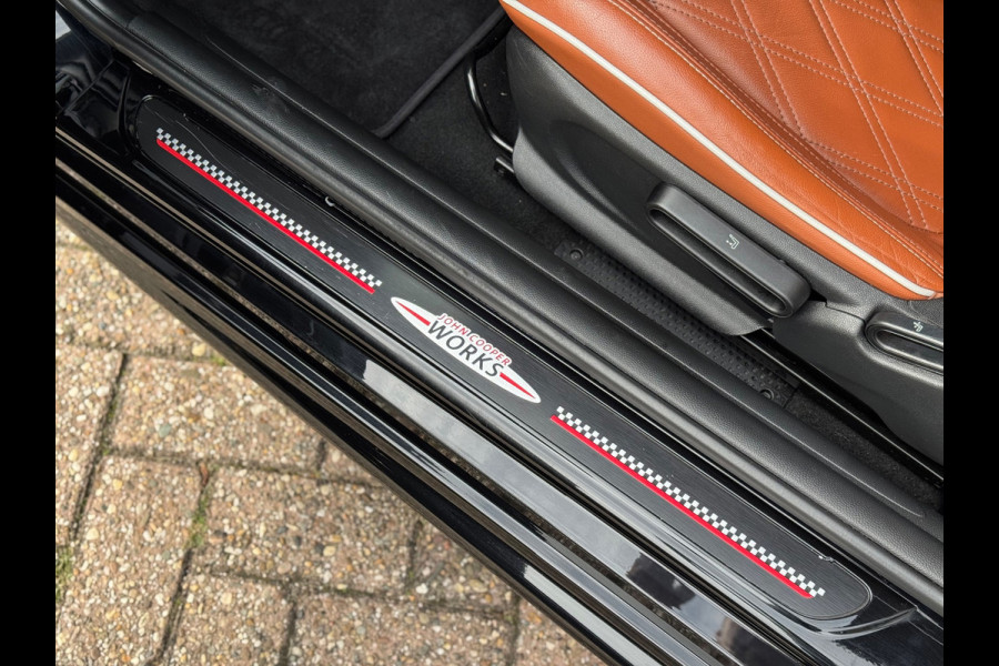 MINI 3-deurs 1.5 Cooper JCW 2019 ZWART NAVI LEDER LM NAP!