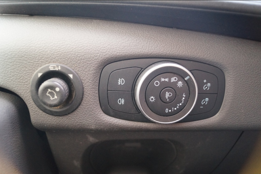 Ford Transit 330 2.0 TDCI 130pk L2-H2 Trend -AIRCO-PDC-NAVI-
