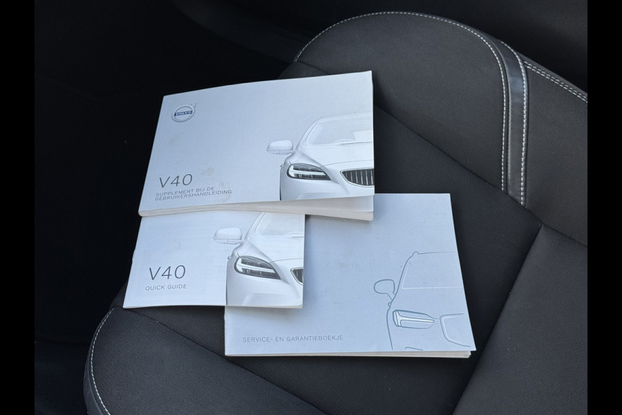 Volvo V40 2.0 T2 Momentum | Navi, PDC, Cruise, Trekhaak afn., Climate |