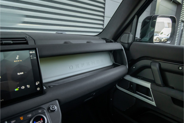 Land Rover Defender 3.0 D250 110 SE Commercial - Standkachel - Black Pack