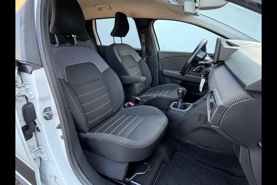 Dacia Jogger 7-Pers 1.0 TCe 100 ECO-G 7p. Carplay Dakrails 7 Persoons