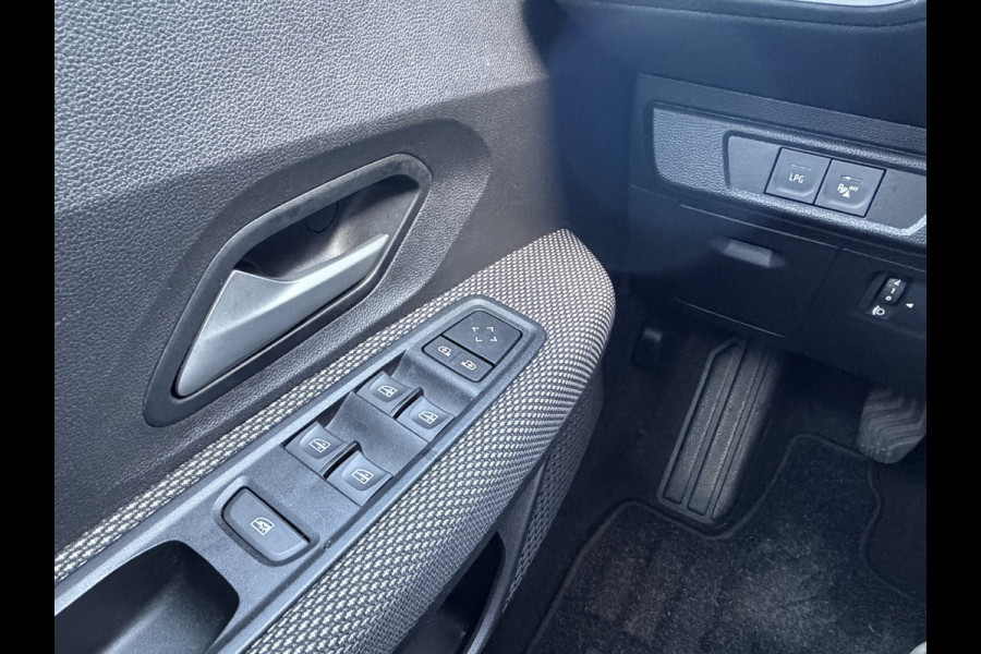 Dacia Jogger 7-Pers 1.0 TCe 100 ECO-G 7p. Carplay Dakrails 7 Persoons