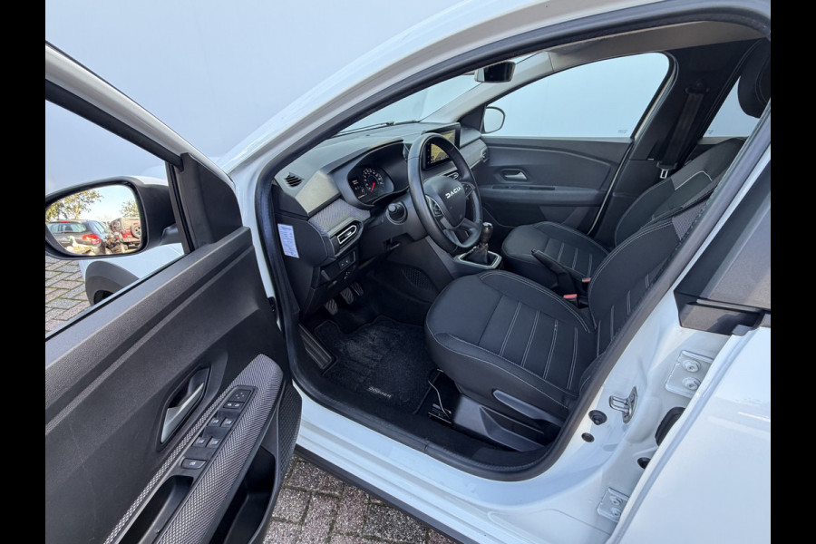 Dacia Jogger 7-Pers 1.0 TCe 100 ECO-G 7p. Carplay Dakrails 7 Persoons