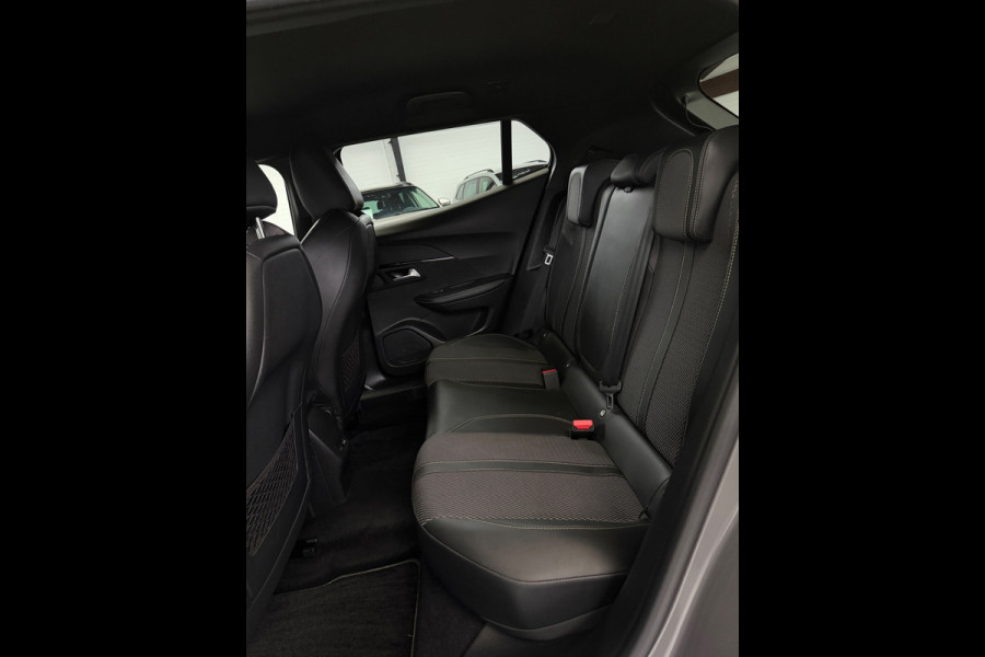 Peugeot 2008 1.2 PureTech 130 GT CarPlay Trekhaak Camera
