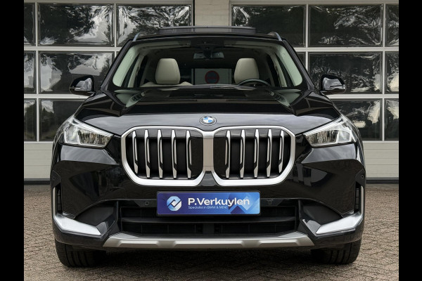 BMW X1 xDrive23i X LINE | PANORAMA | ELEKTRISCHE STOELEN | SPORTSTOELEN | LEDER | HARMAN KARDON | NEDERLANDE AUTO |