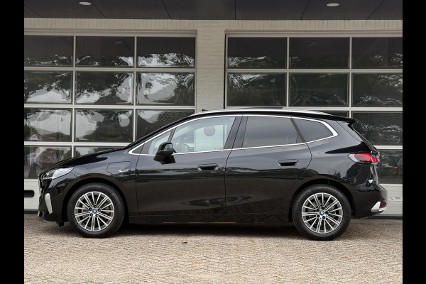 BMW 2 Serie Active Tourer 225e xDrive Luxury Line | PANORAMA | LEDER | SPORTSSTOELEN | CAMERA | DRIVING ASSIST |