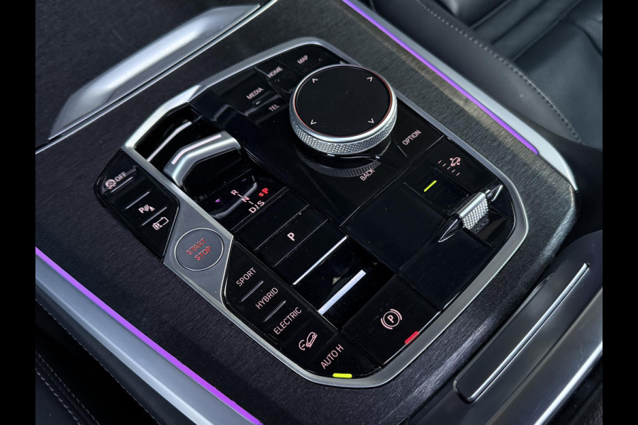 BMW X5 xDrive50e M SPORT PRO | PANORAMA | HARMAN KARDON | TREKHAAK | M STOELEN | ICONIC GLOW |