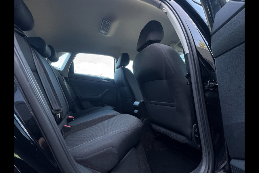 Volkswagen Polo 1.0 MPI Comfortline TREKHAAK / CARPLAY / NAVI / CRUISE / NL AUTO MET NAP