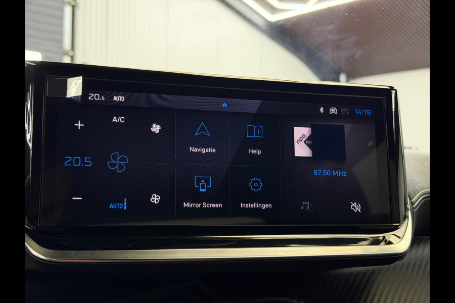Peugeot 2008 1.2 Hybrid 145 GT CarPlay 360° Camera
