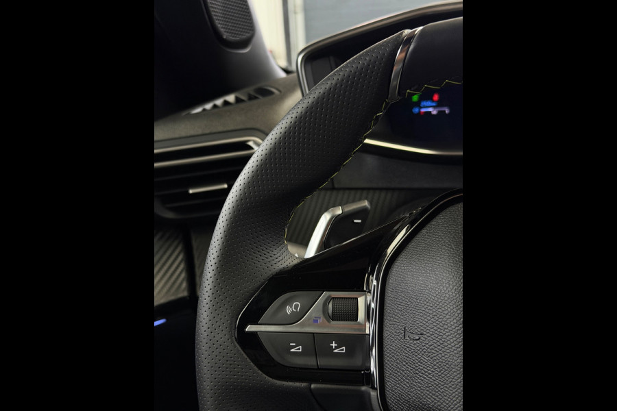 Peugeot 2008 1.2 Hybrid 145 GT CarPlay 360° Camera
