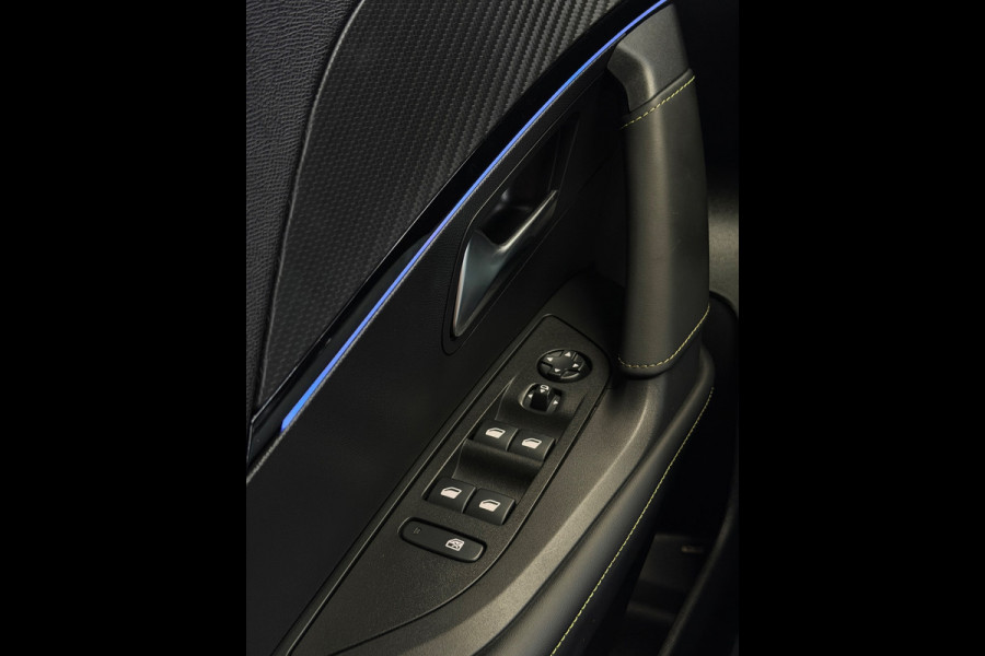 Peugeot 2008 1.2 Hybrid 145 GT CarPlay 360° Camera