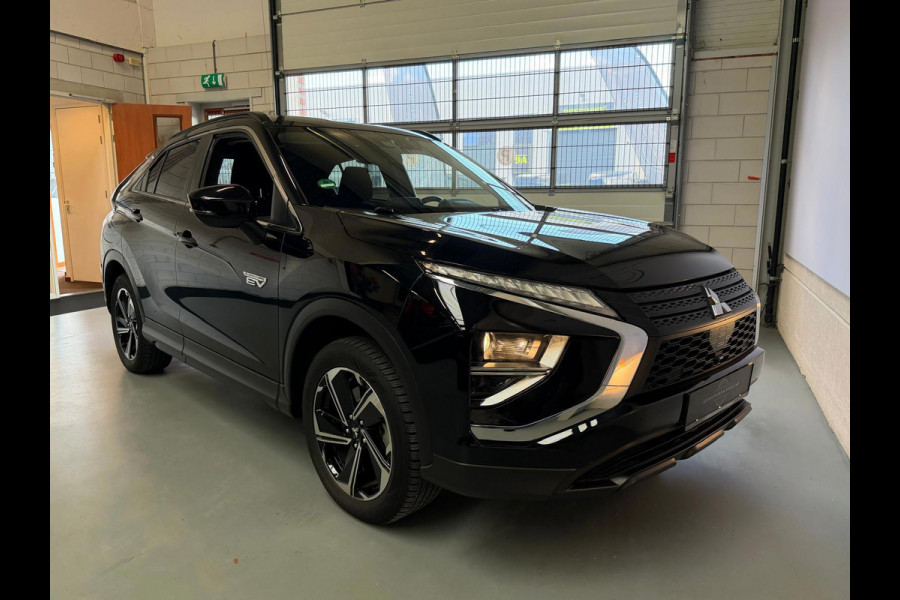 Mitsubishi Eclipse Cross 2.4 PHEV Instyle Navi, Camera, Carplay, Stoelverwarming